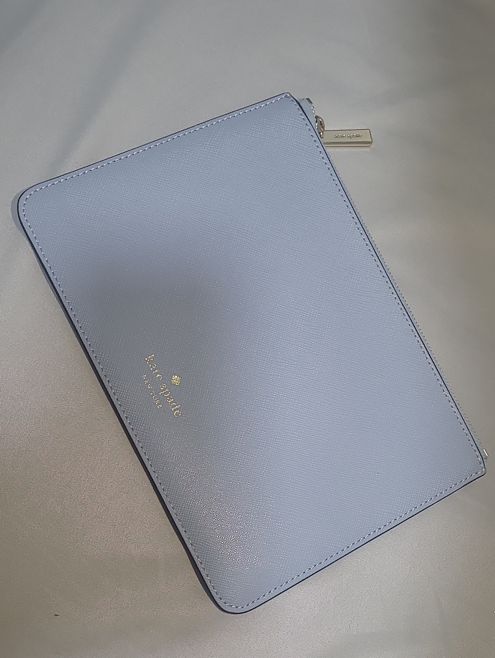 kate spade light blue leather zip pouch Like NEW